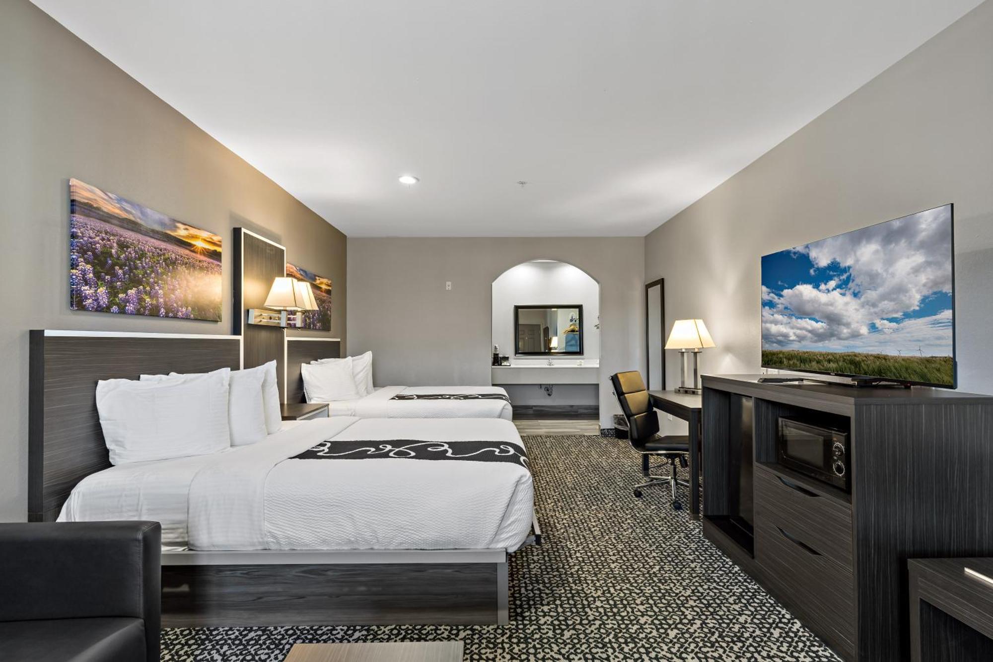 Paris Inn & Suites Экстерьер фото