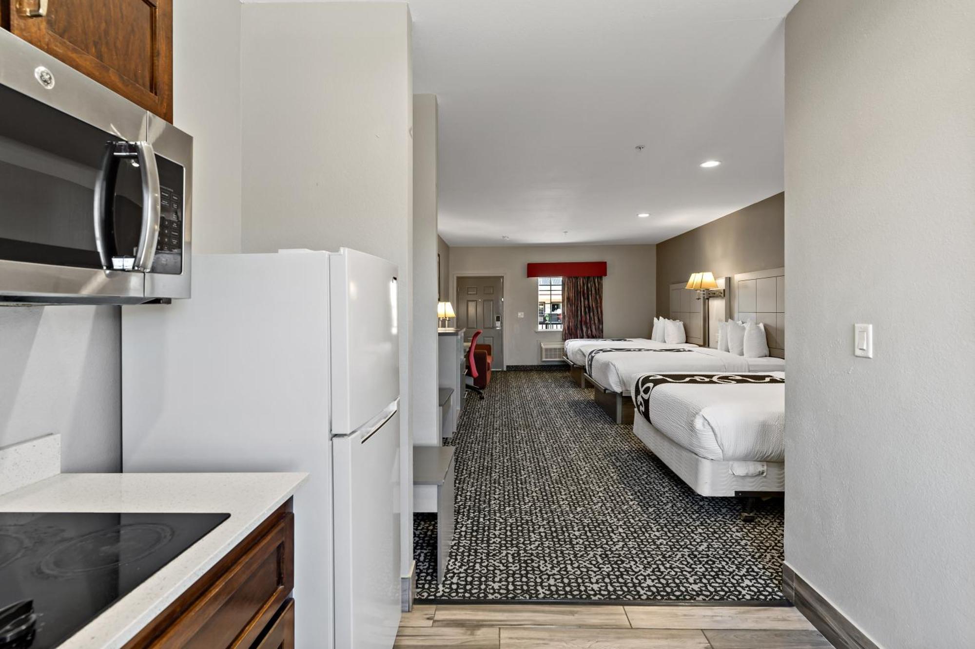Paris Inn & Suites Экстерьер фото