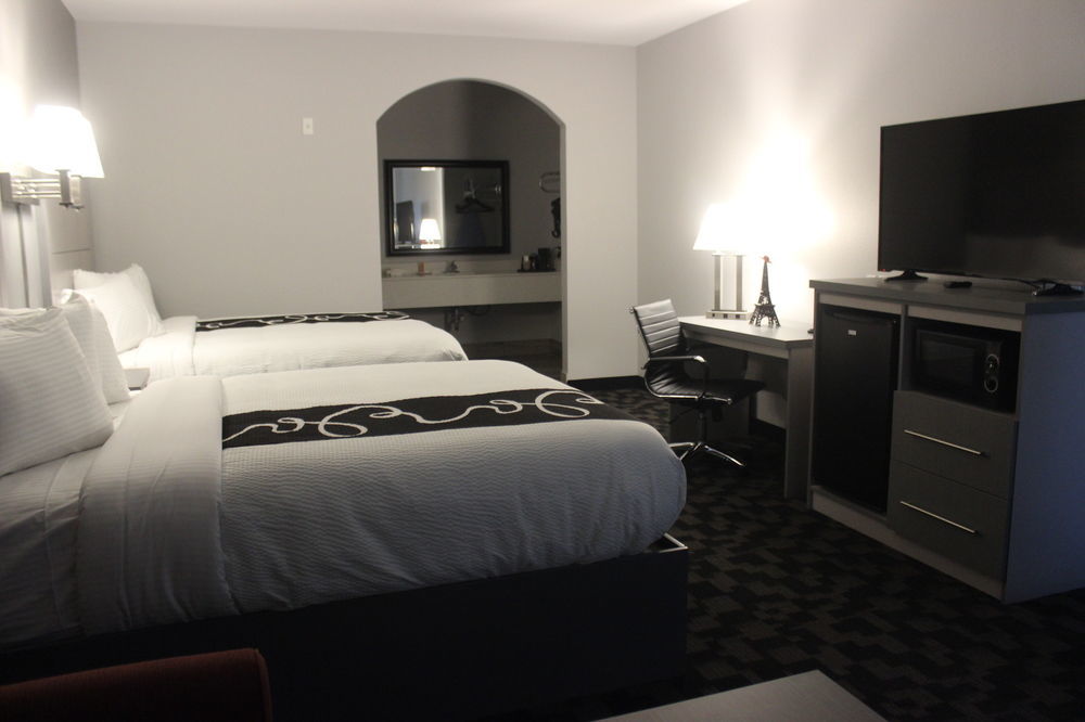 Paris Inn & Suites Экстерьер фото