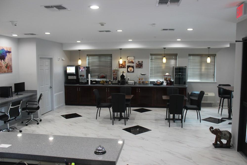 Paris Inn & Suites Экстерьер фото